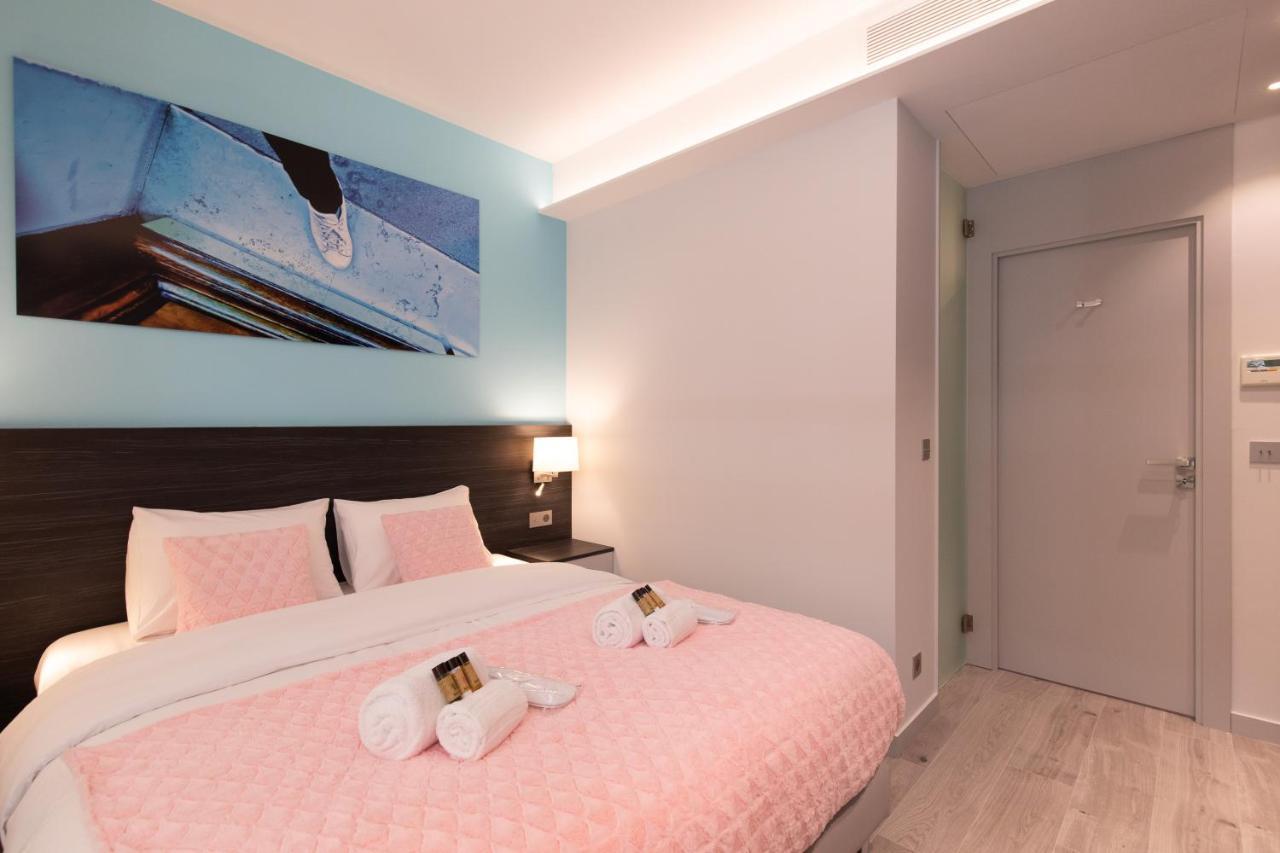 Apartment Blue Dreams Yourhosthelper